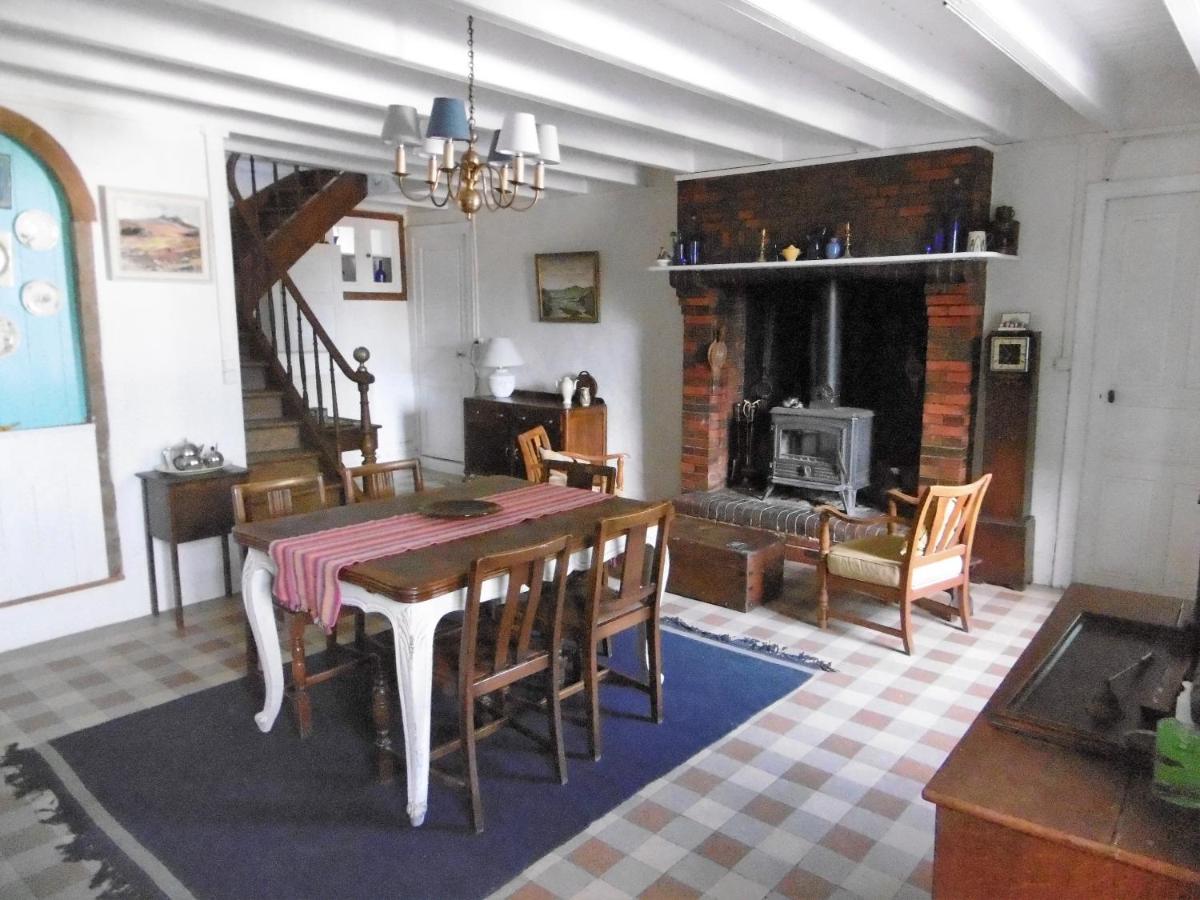 Bed and Breakfast La Bicyclette Bleue Montpinchon Exterior foto